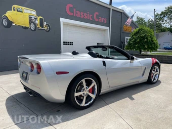 2009 Chevrolet Corvette Convertible 2LT - miniatura 13
