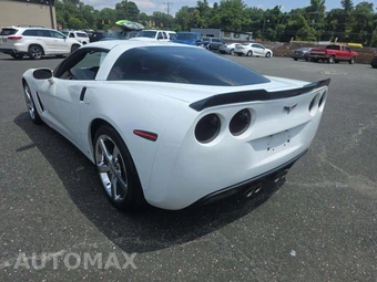 2009 Chevrolet Corvette Coupe 1LT - miniatura 2