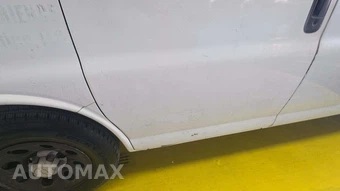2009 Chevrolet Express 1500 Cargo Van 1WT 135.0" WB – miniatura 34