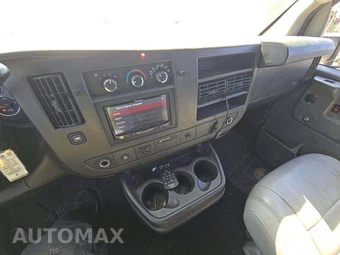 2009 Chevrolet Express 1500 Passenger Van 135.0" WB - miniatura 10