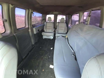 2009 Chevrolet Express 1500 Passenger Van 135.0" WB - miniatura 13