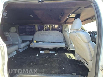2009 Chevrolet Express 1500 Passenger Van 135.0" WB - miniatura 16