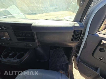 2009 Chevrolet Express 1500 Passenger Van 135.0" WB - miniatura 19