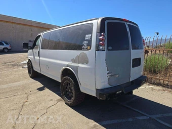 2009 Chevrolet Express 1500 Passenger Van 135.0" WB - miniatura 2