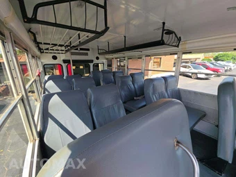 2009 Chevrolet Express 3500 Cutaway 1WT DRW - miniatura 12