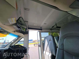 2009 Chevrolet Express 3500 Cutaway 1WT DRW - miniatura 8