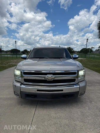 2009 Chevrolet Silverado 1500 LT Crew Cab Short Bed 1LT - miniatura 2