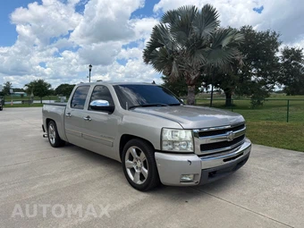 2009 Chevrolet Silverado 1500 LT Crew Cab Short Bed 1LT - miniatura 3