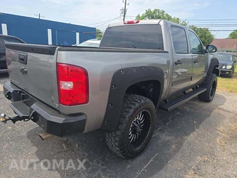 2009 Chevrolet Silverado 1500 LT Crew Cab Short Bed 1LT - miniatura 3