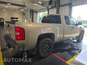 2009 Chevrolet Silverado 1500 LT Extended Cab Medium Bed 1LT w/Rear Doors – miniatura 4