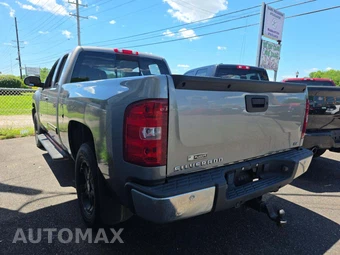 2009 Chevrolet Silverado 1500 LTZ Extended Cab Medium Bed 1LZ w/Rear Doors - miniatura 2