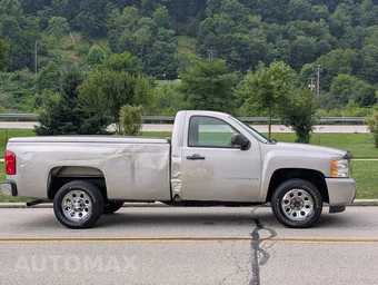 2009 Chevrolet Silverado 1500 WT Regular Cab Long Bed 1WT - miniatura 4
