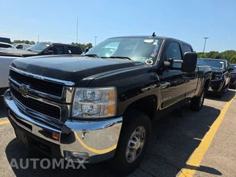 2009 Chevrolet Silverado 2500HD LT Crew Cab Medium Bed 1LT