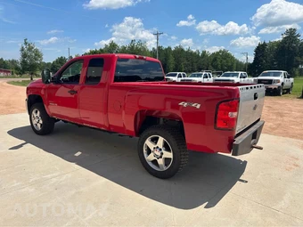 2009 Chevrolet Silverado 2500HD LT Extended Cab Medium Bed 1LT w/Rear Doors - miniatura 3
