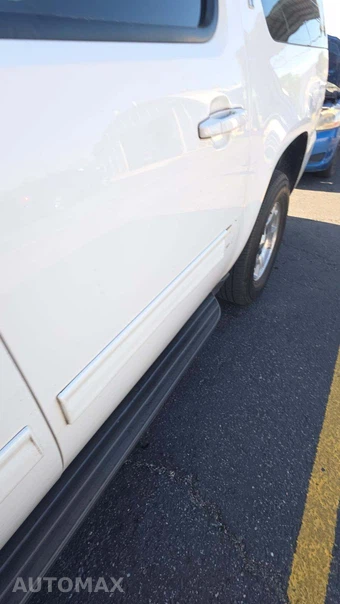 2009 Chevrolet Suburban 1500 LT 1LT - miniatura 27