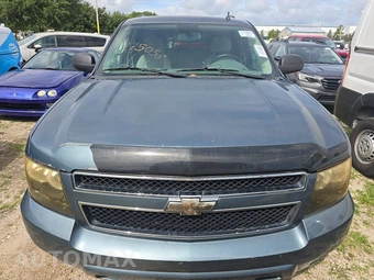 2009 Chevrolet Tahoe LS 1LS – miniatura 2