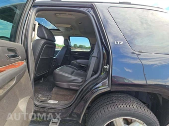 2009 Chevrolet Tahoe LTZ 1LZ - miniatura 10