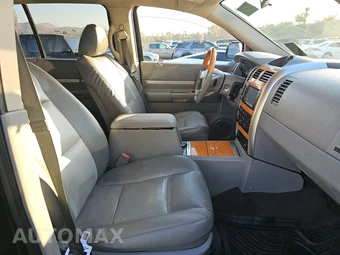 2009 Chrysler Aspen Limited – miniatura 8