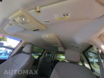 2009 Chrysler Town & Country Touring 121.2" WB - miniatura 11