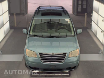 2009 Chrysler Town & Country Touring 121.2" WB – miniatura 2