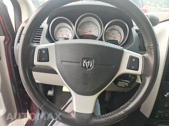 2009 Dodge Grand Caravan SXT Minivan 121.2" WB – miniatura 10