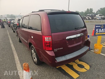 2009 Dodge Grand Caravan SXT Minivan 121.2" WB – miniatura 6