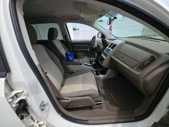 2009 Dodge Journey SXT – miniatura 18