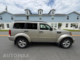 2009 Dodge Nitro SLT - miniatura 3