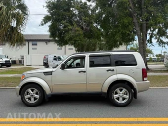 2009 Dodge Nitro SLT - miniatura 6