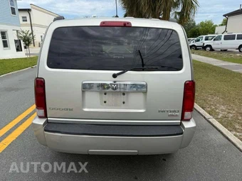 2009 Dodge Nitro SLT - miniatura 7
