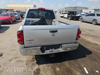 2009 Dodge Ram 2500 SLT Crew Cab Medium Bed – miniatura 4