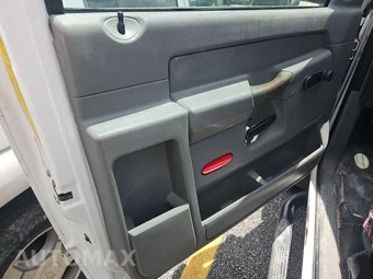 2009 Dodge Ram 3500 Cab Chassis ST Regular Cab DRW – miniatura 9