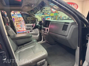 2009 Dodge Ram 3500 Laramie Extended Crew Cab Medium Bed DRW - miniatura 10