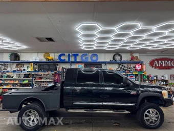 2009 Dodge Ram 3500 Laramie Extended Crew Cab Medium Bed DRW - miniatura 2