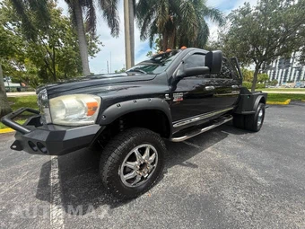 2009 Dodge Ram 3500 Laramie Extended Crew Cab Medium Bed DRW - miniatura 33