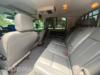 2009 Dodge Ram 3500 Laramie Extended Crew Cab Medium Bed DRW - miniatura 43
