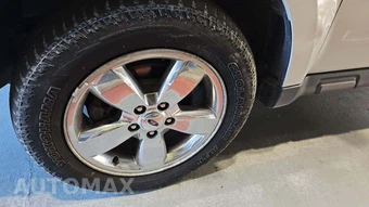 2009 Ford Escape Limited – miniatura 29