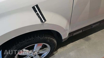 2009 Ford Escape Limited – miniatura 39