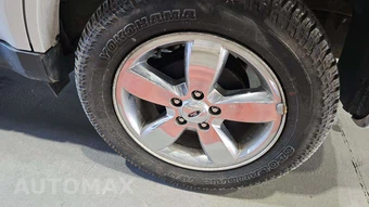 2009 Ford Escape Limited – miniatura 40