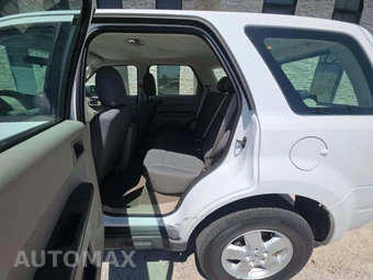 2009 Ford Escape XLS - miniatura 13