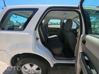 2009 Ford Escape XLS - miniatura 16
