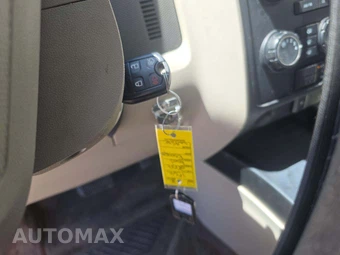 2009 Ford Escape XLS - miniatura 8