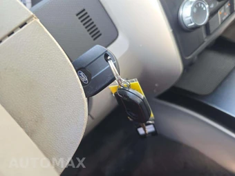 2009 Ford Escape XLS - miniatura 8