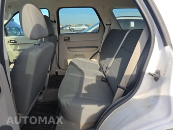 2009 Ford Escape XLS – miniatura 13