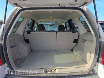 2009 Ford Escape XLS – miniatura 16