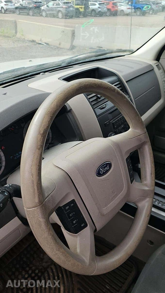 2009 Ford Escape XLS – miniatura 31
