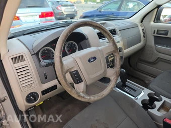 2009 Ford Escape XLT - miniatura 11
