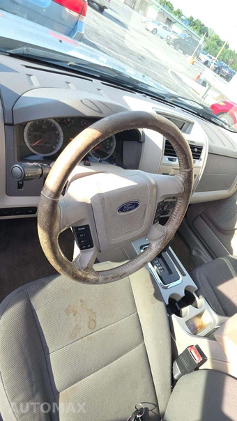2009 Ford Escape XLT - miniatura 26