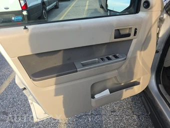 2009 Ford Escape XLT - miniatura 9