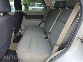 2009 Ford Escape XLT – miniatura 10